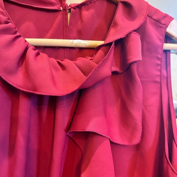 Ann Taylor Maroon Short Sleeve Top Sz L - Picture 5 of 5